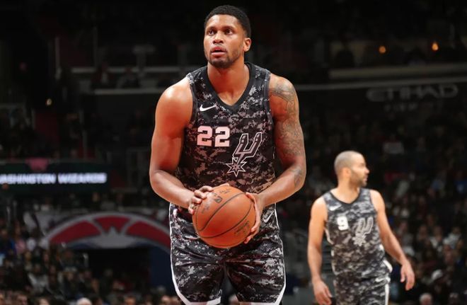 在第四节保 在第四节保