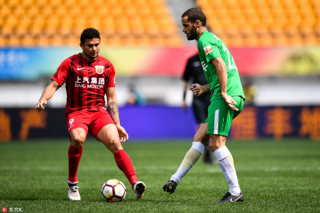 队中场的重 队中场的重