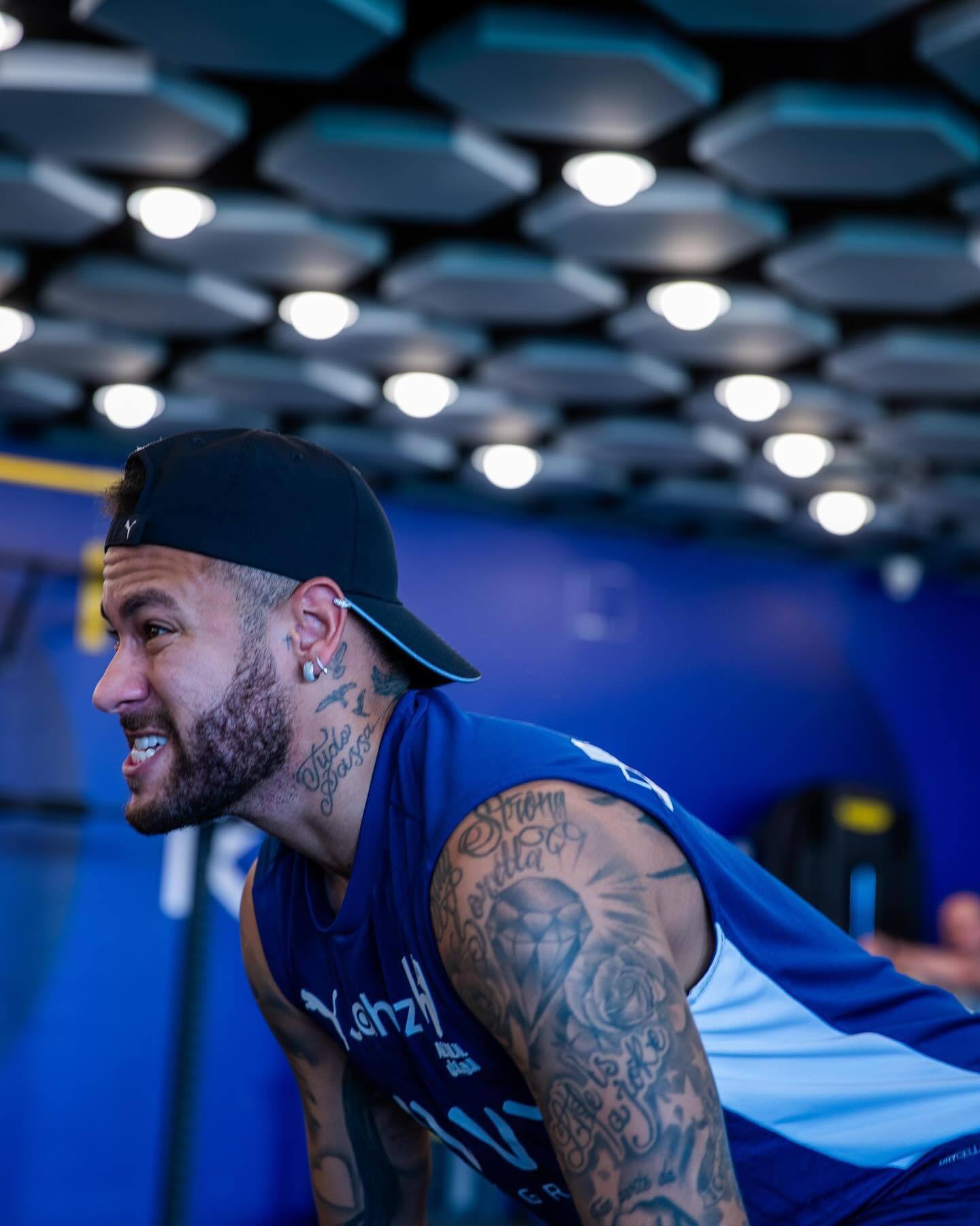 手感冰冷时 手感冰冷时