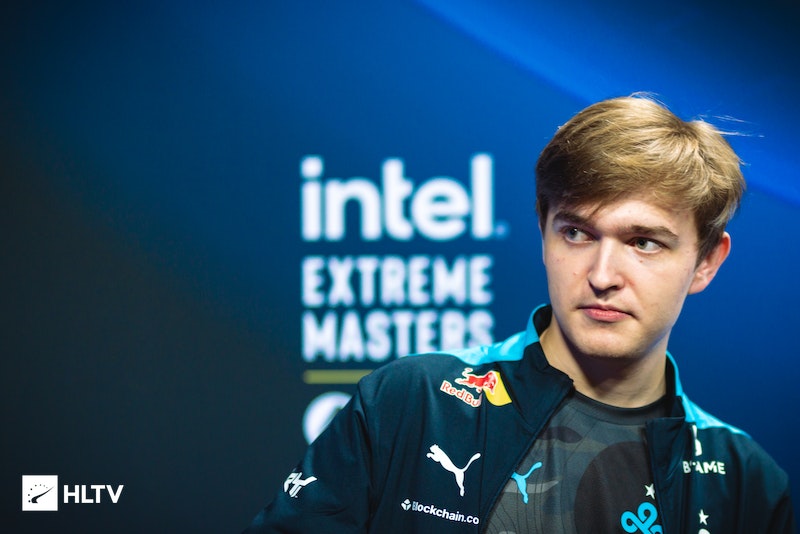 勉强可玩 勉强可玩